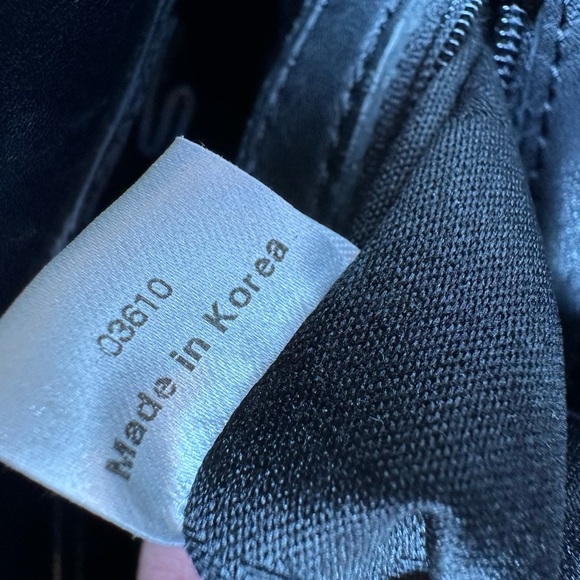 MCM VISETOS TOTE BLACK BAG/CHARM LOGO - Picture 10 of 13